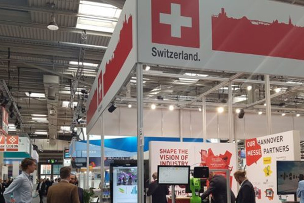 Erste Bilder der Swiss Smart Factory an der Hannover Messe
