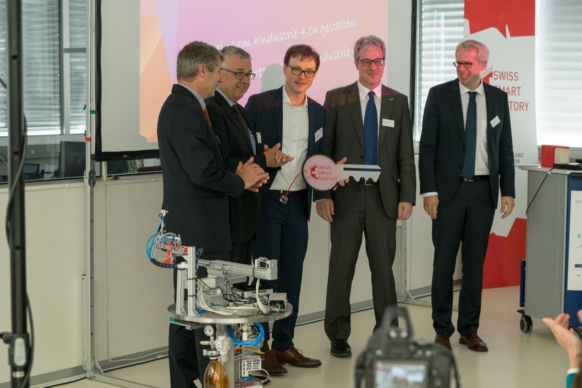 Eröffnungsfeier Swiss Smart Factory – die erste Schweizer Test- und Demo-Fabrik zum Thema Industrie 4.0 in Biel/Bienne